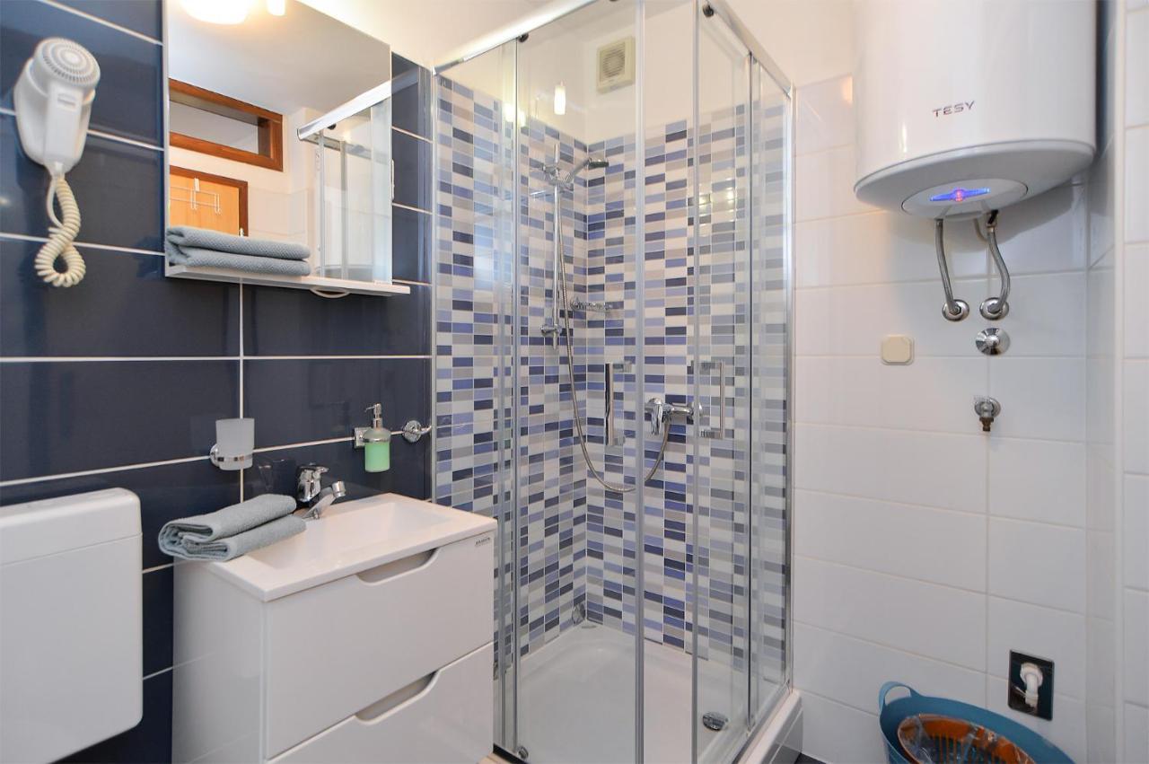 Apartments Milka 2074 بوريتش المظهر الخارجي الصورة