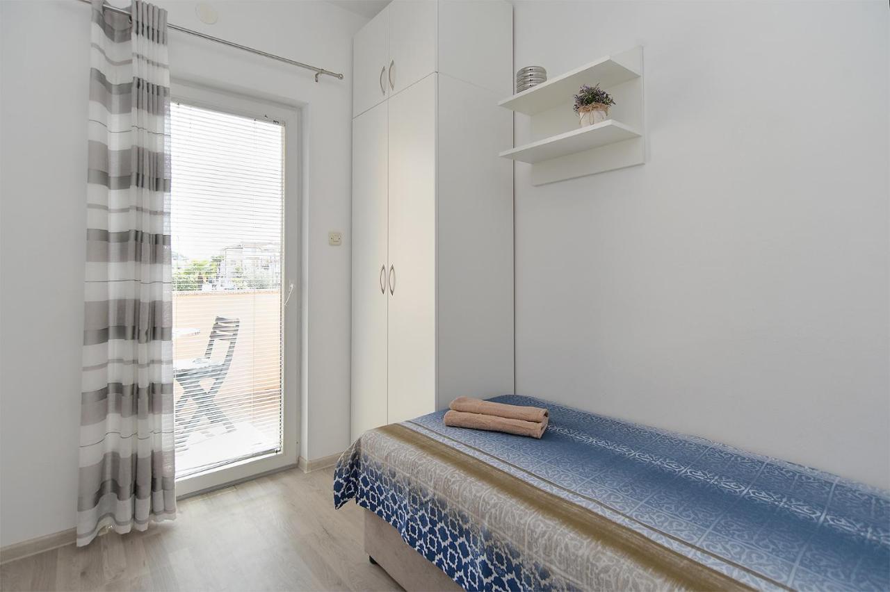 Apartments Milka 2074 بوريتش المظهر الخارجي الصورة