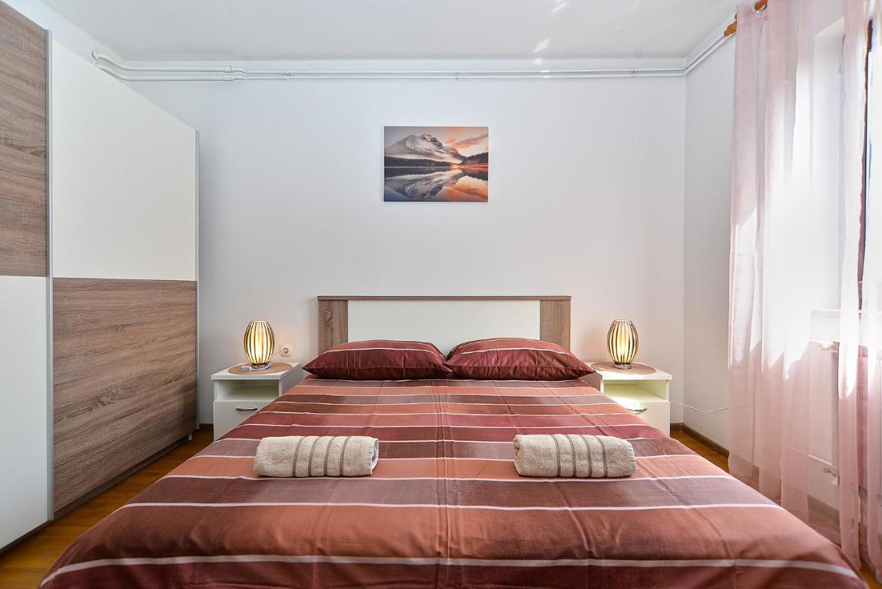 Apartments Milka 2074 بوريتش المظهر الخارجي الصورة
